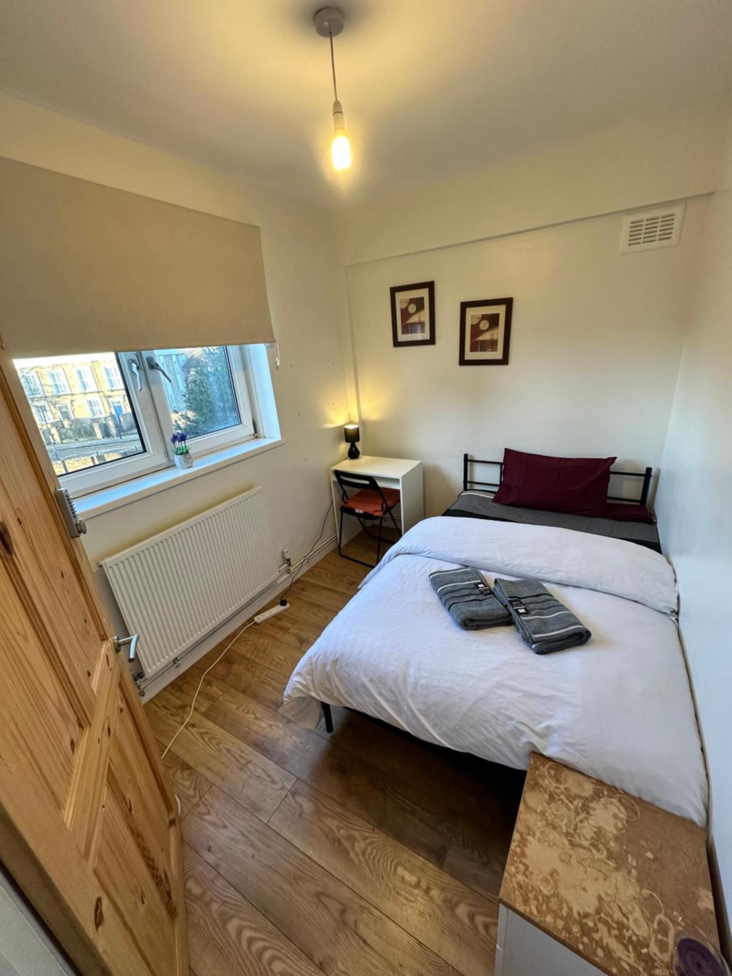 Gjestgiverier Victoria Park House R1 *