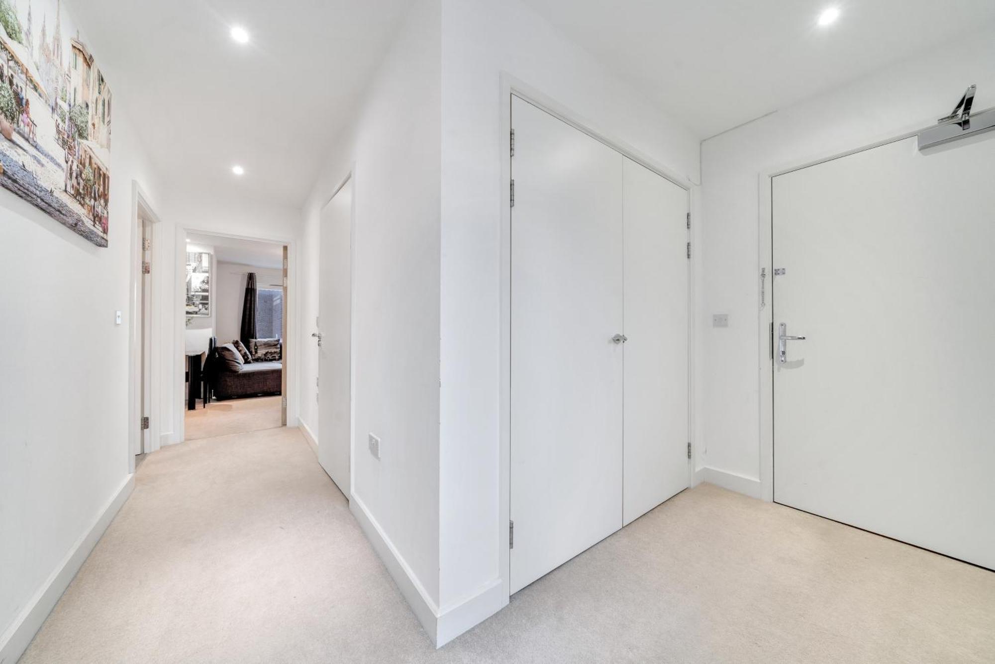 One Bedroom Serviced In Catford Close To Lewisham - Perfect For Long Stay, Business, Leisure And Relocations Appartement *