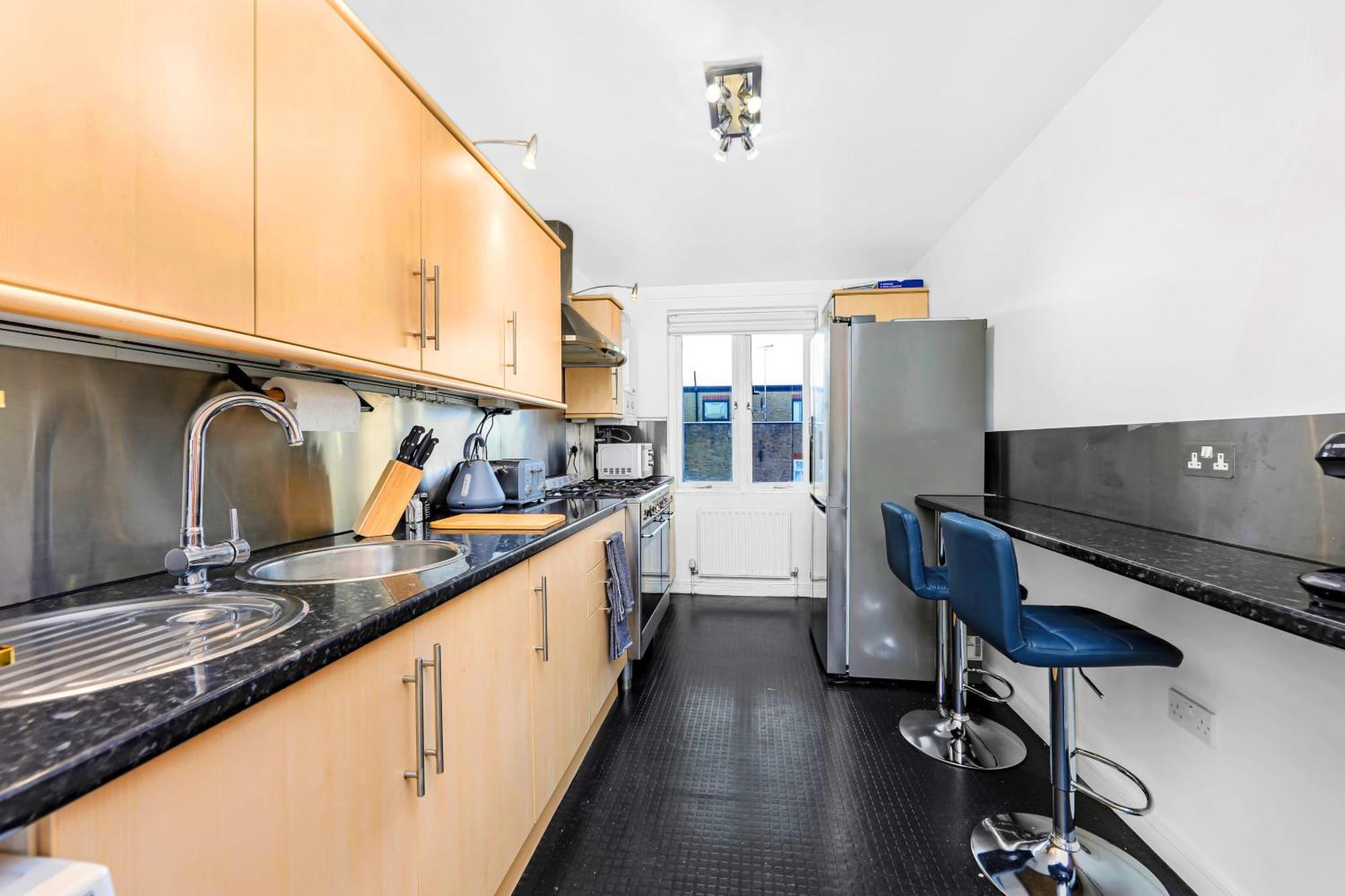 Appartamento 2 Modern Double Bed For 6 Guests By Hofin Short Lets & Serviced Londra