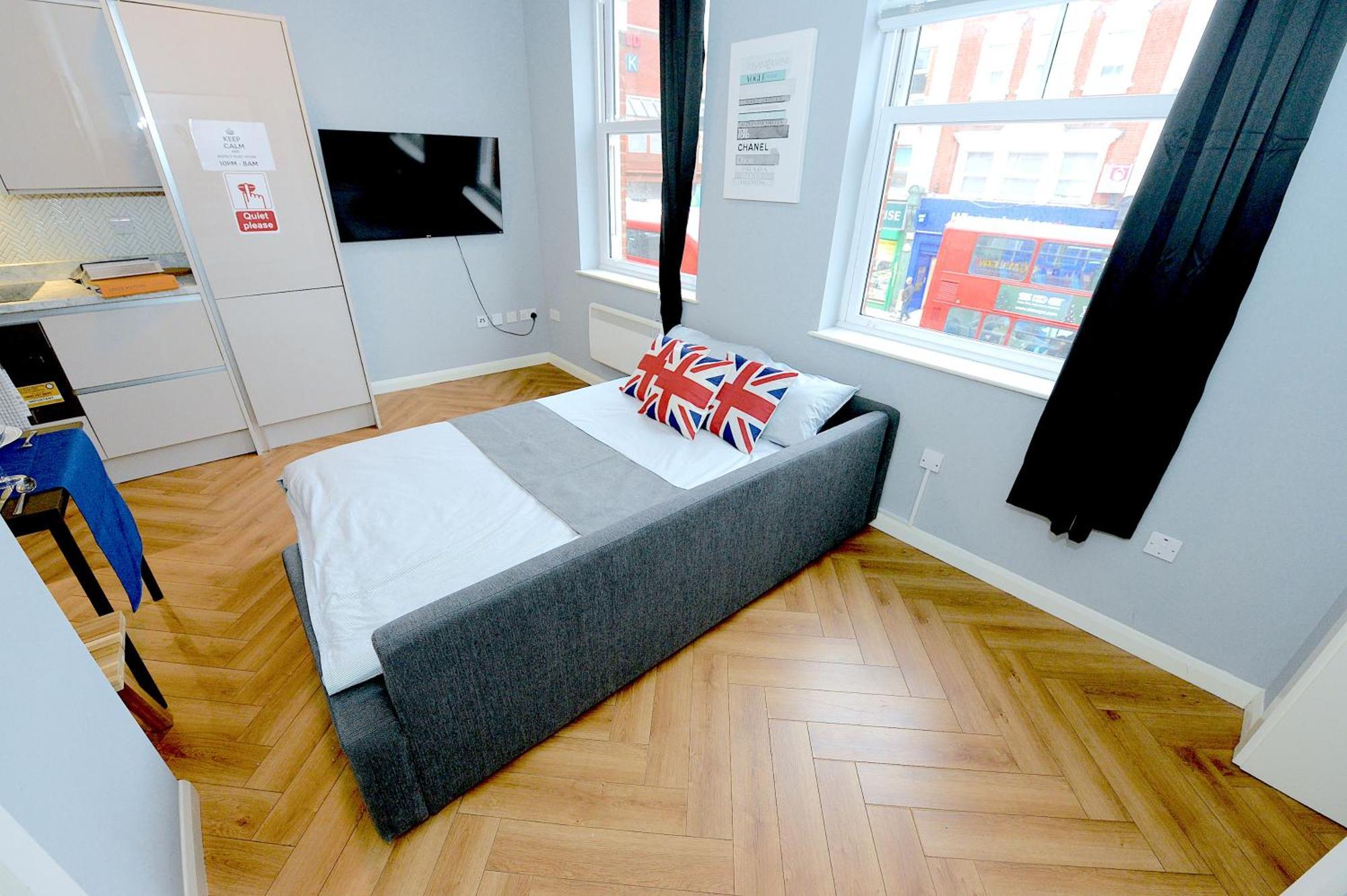 Lejlighed 1 Bedroom Flat In Wood Piccadilly Line *