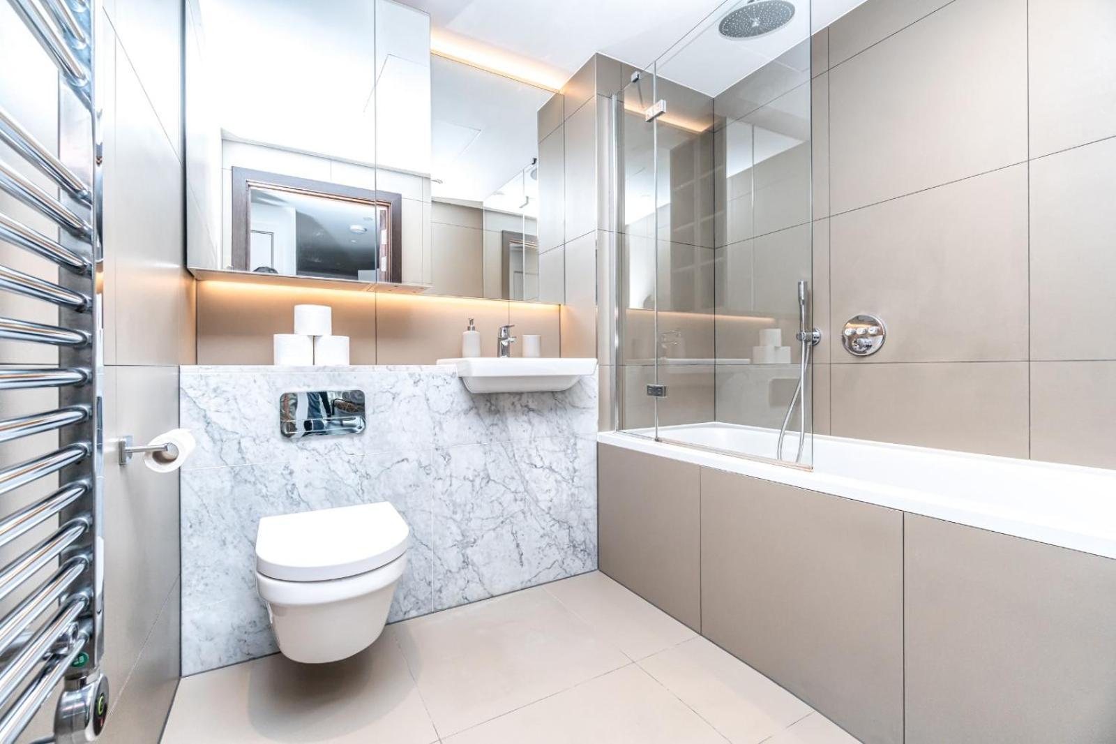 Stunning 2 Bedroom In Tower Hill Appartement