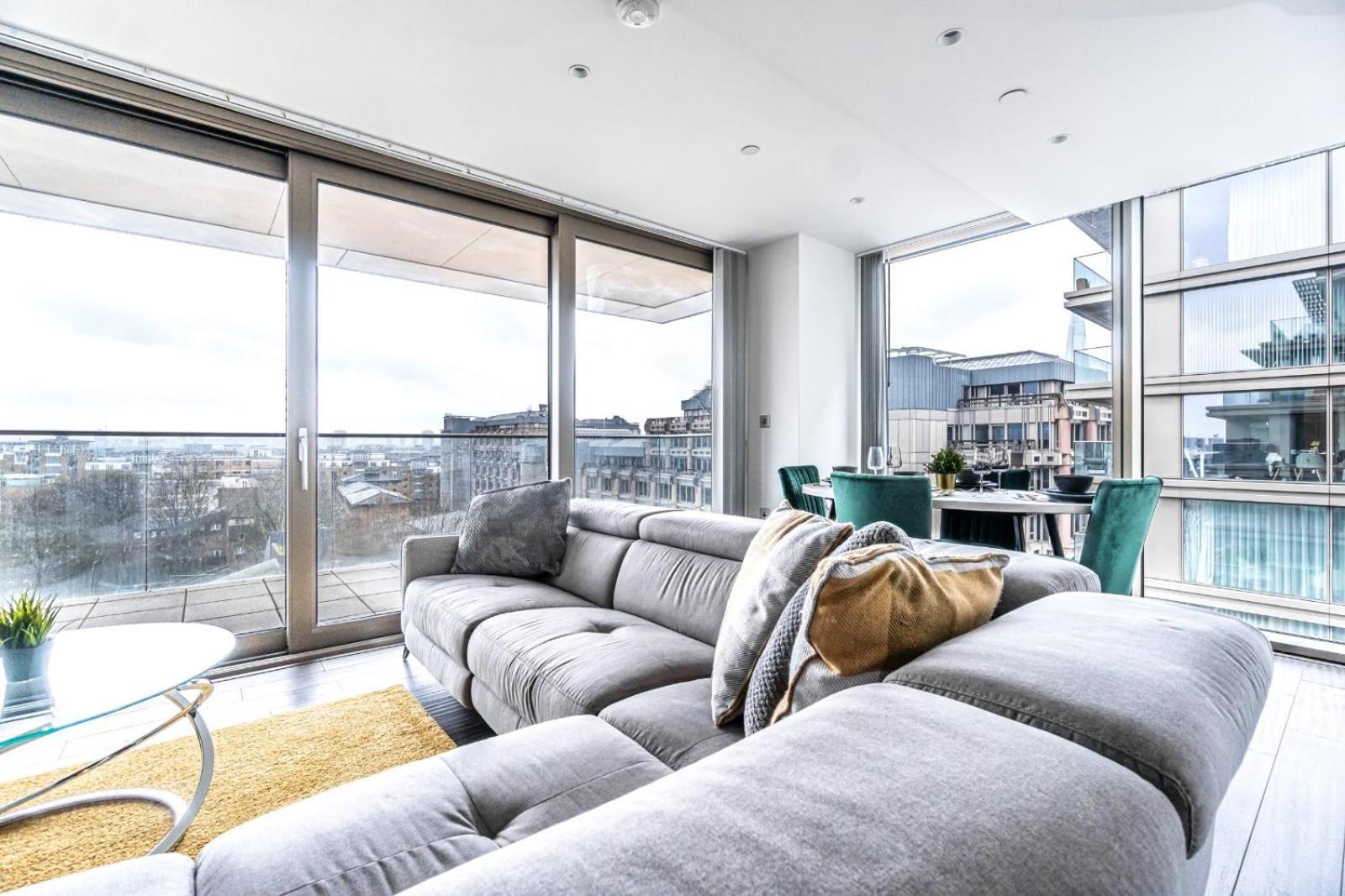 Stunning 2 Bedroom In Tower Hill