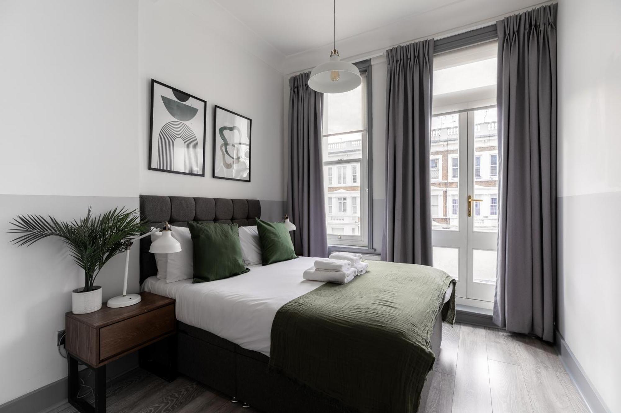 Modern Kensington *