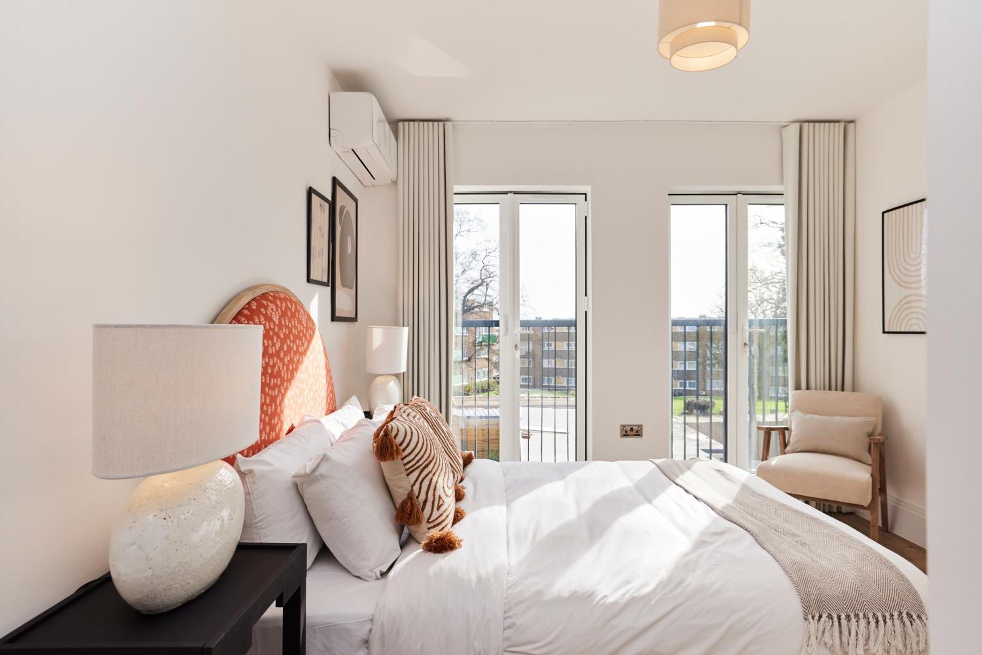 The Wembley Park Wonder - Charming 2bdr Flat With Balcony Lejlighed London