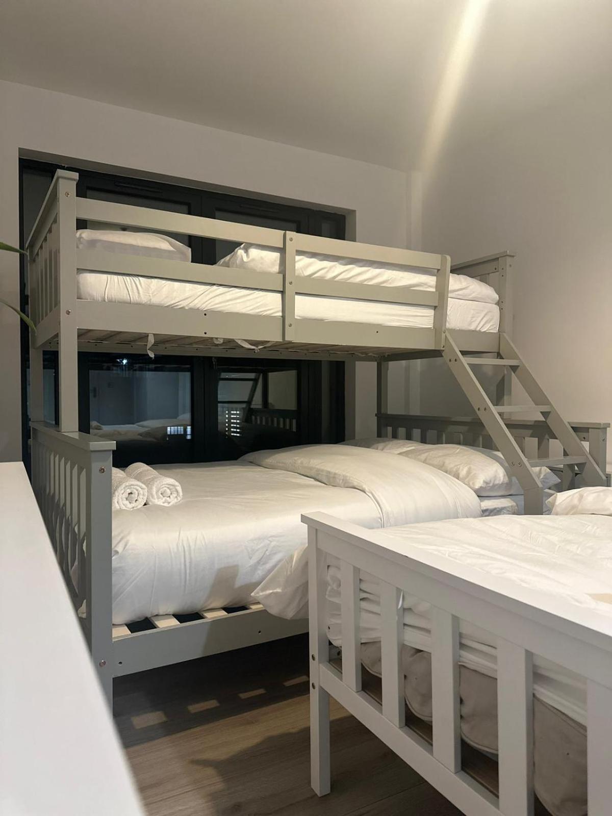 Lejlighed Three Bedroom In Heart Of Mr4