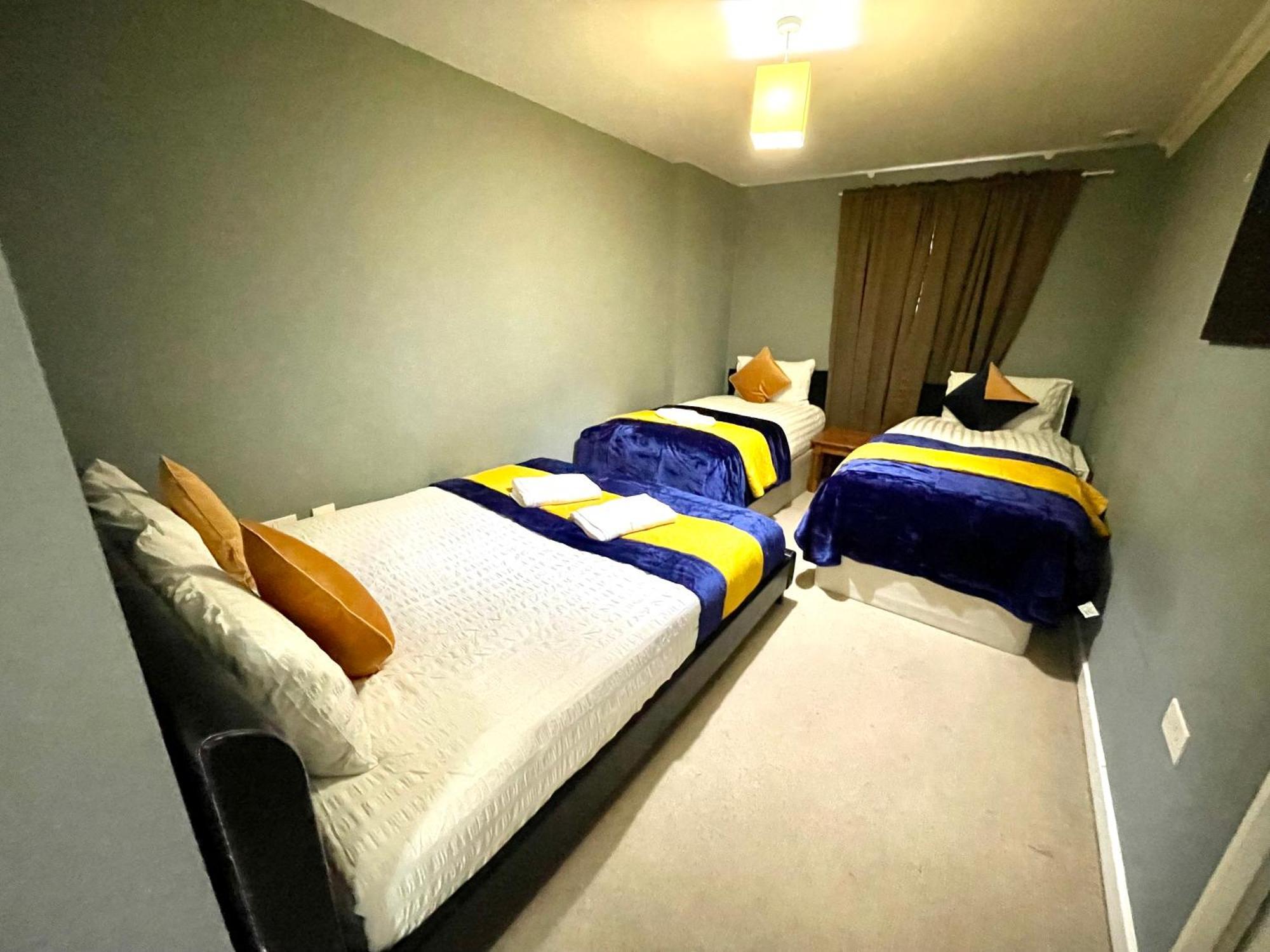 Contractors And Relocation Multiple Appartamento Londra