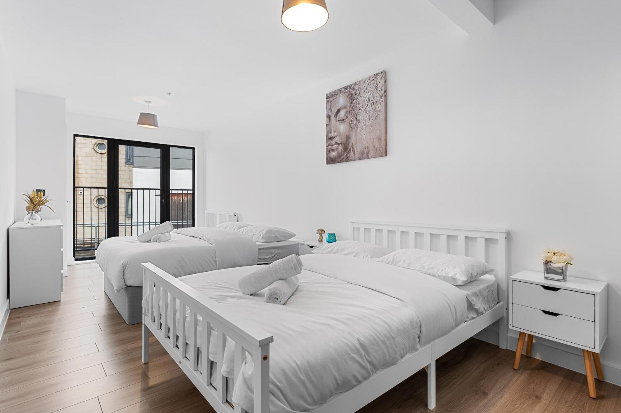 Lejlighed Three Bedroom In Heart Of Mr4 *