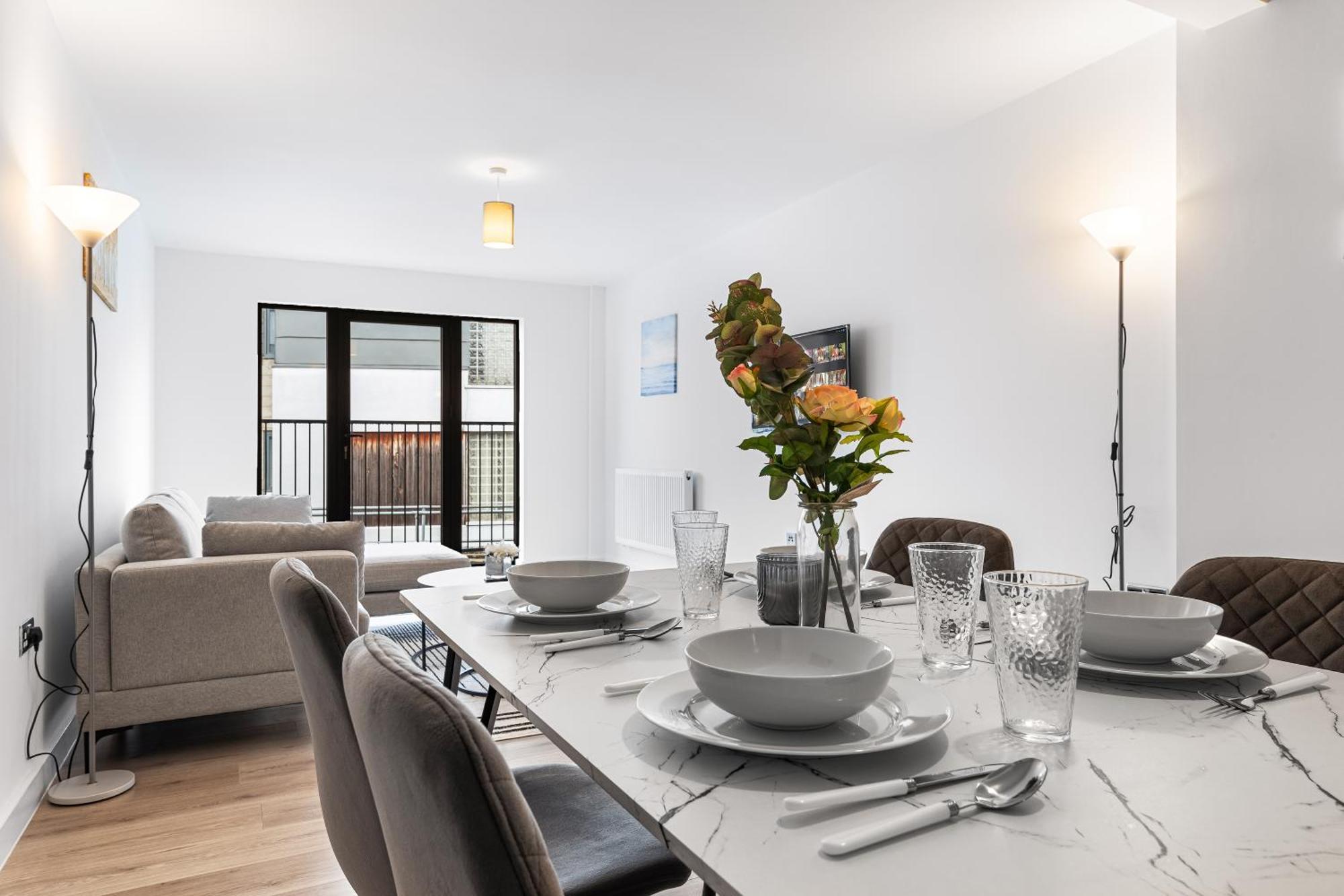 Three Bedroom In Heart Of Mr4 Lejlighed London