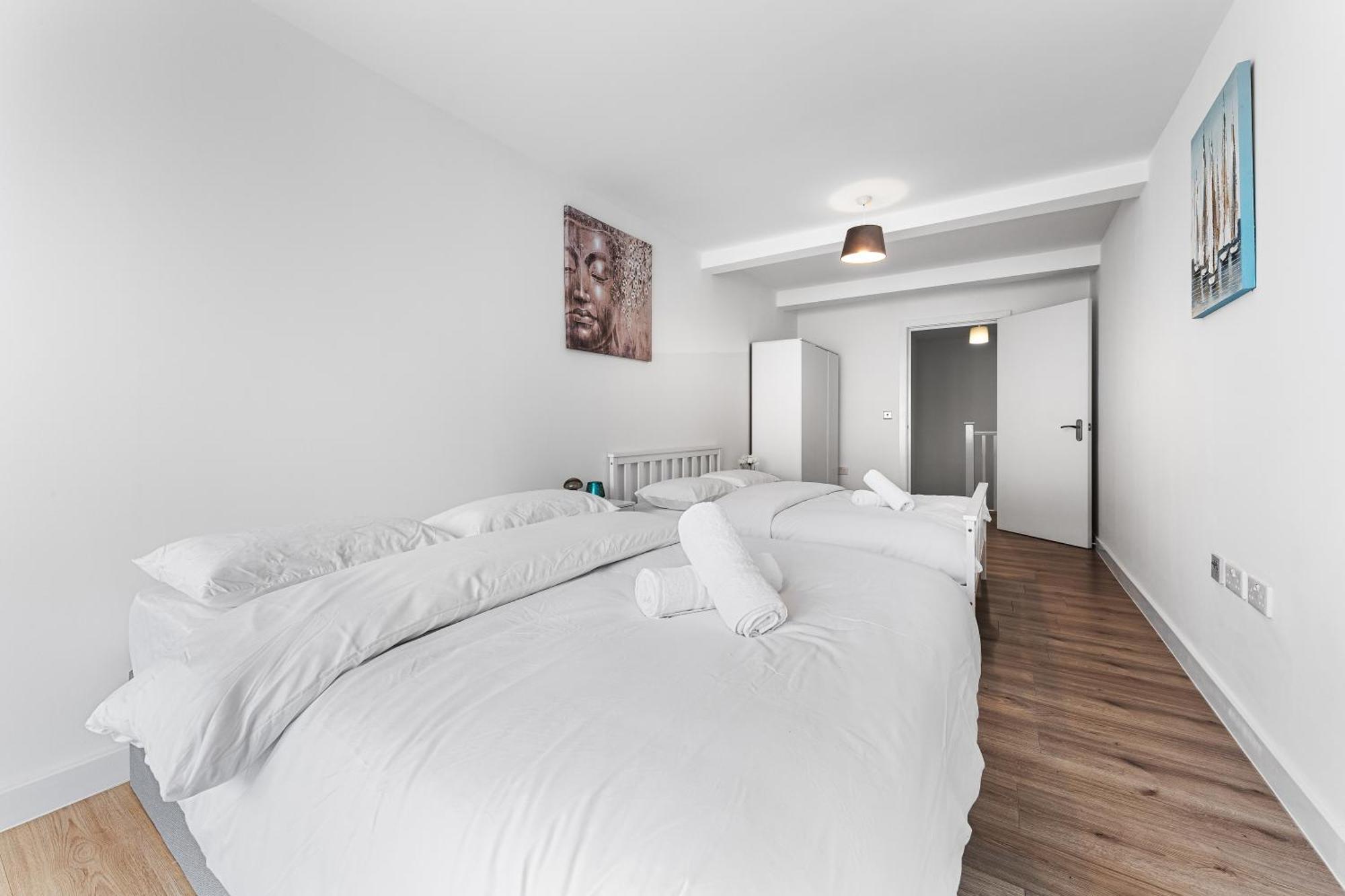 3 Bedroom Sleep12 In Mr2 Apartment *