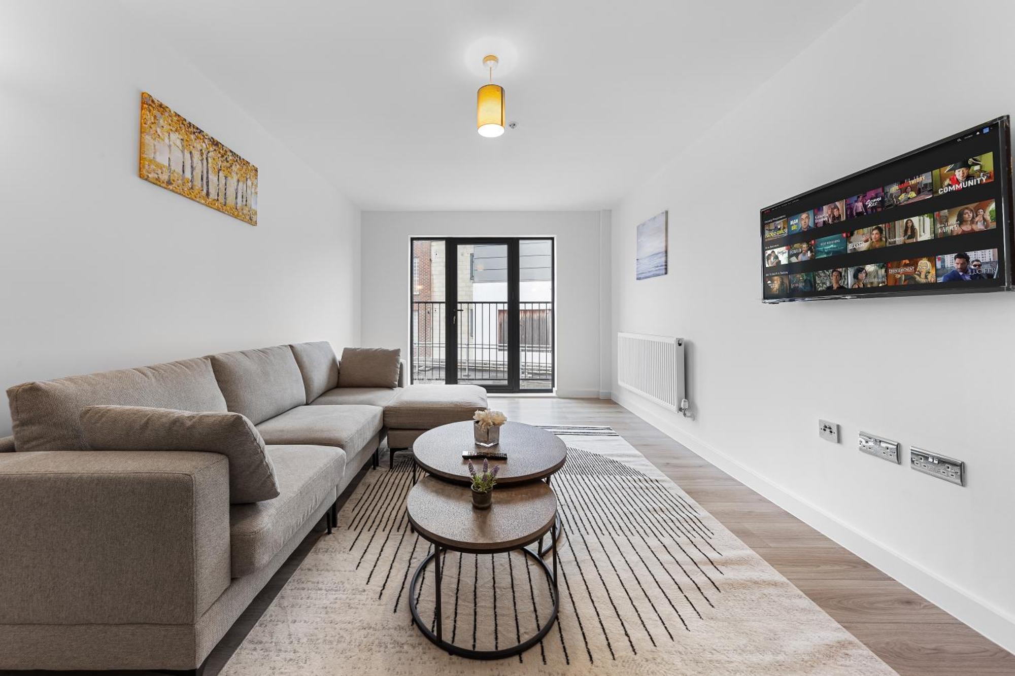 Apartment 3 Bedroom Sleep12 In Mr2 London