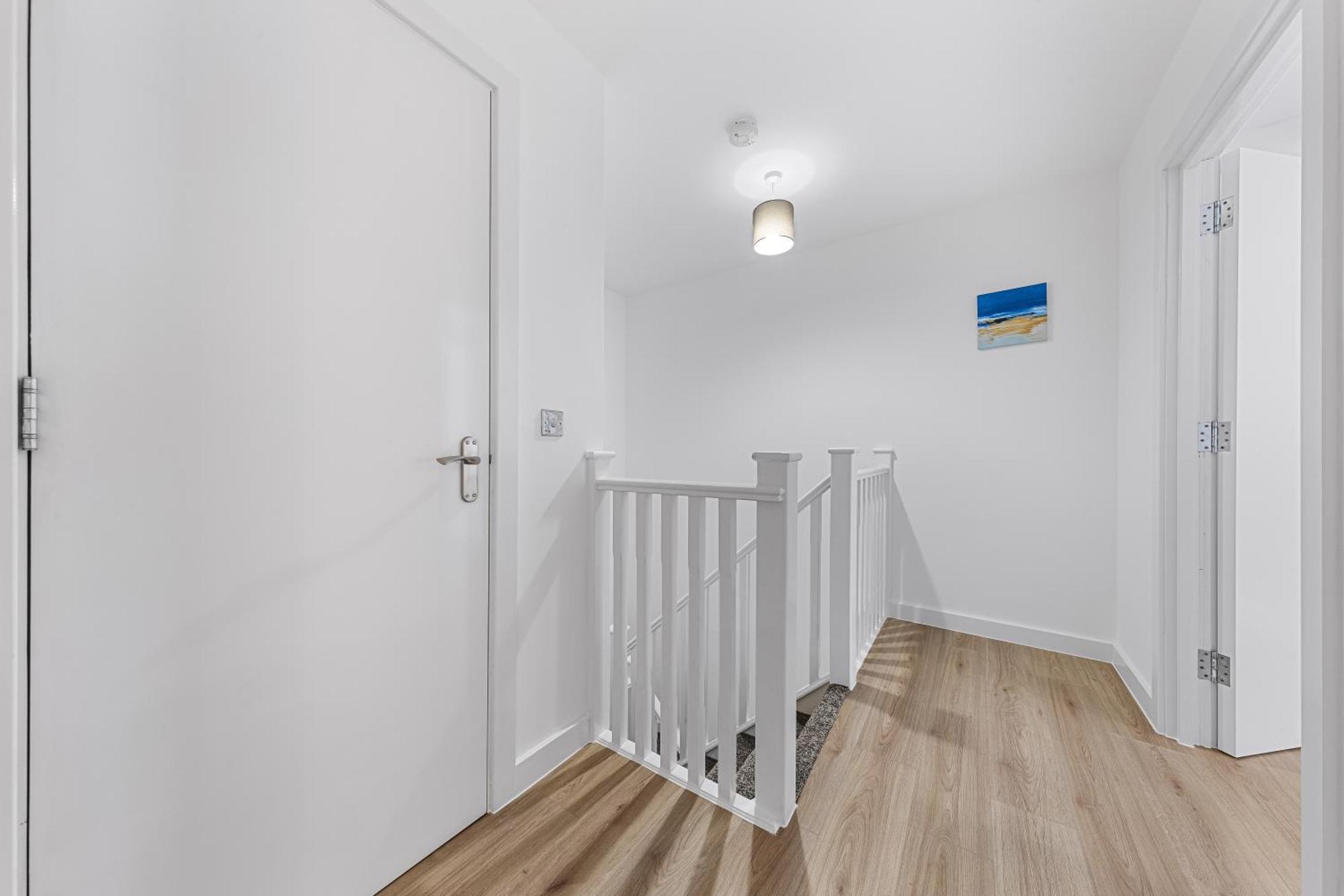 3 Bedroom Sleep12 In Mr2 Apartment London
