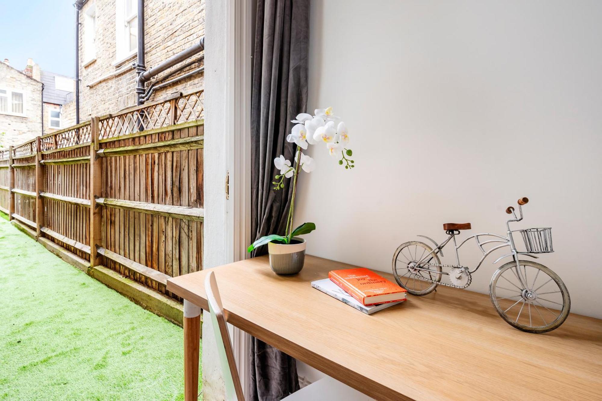 Lägenhet Beautiful Garden Flat Near Chelsea *