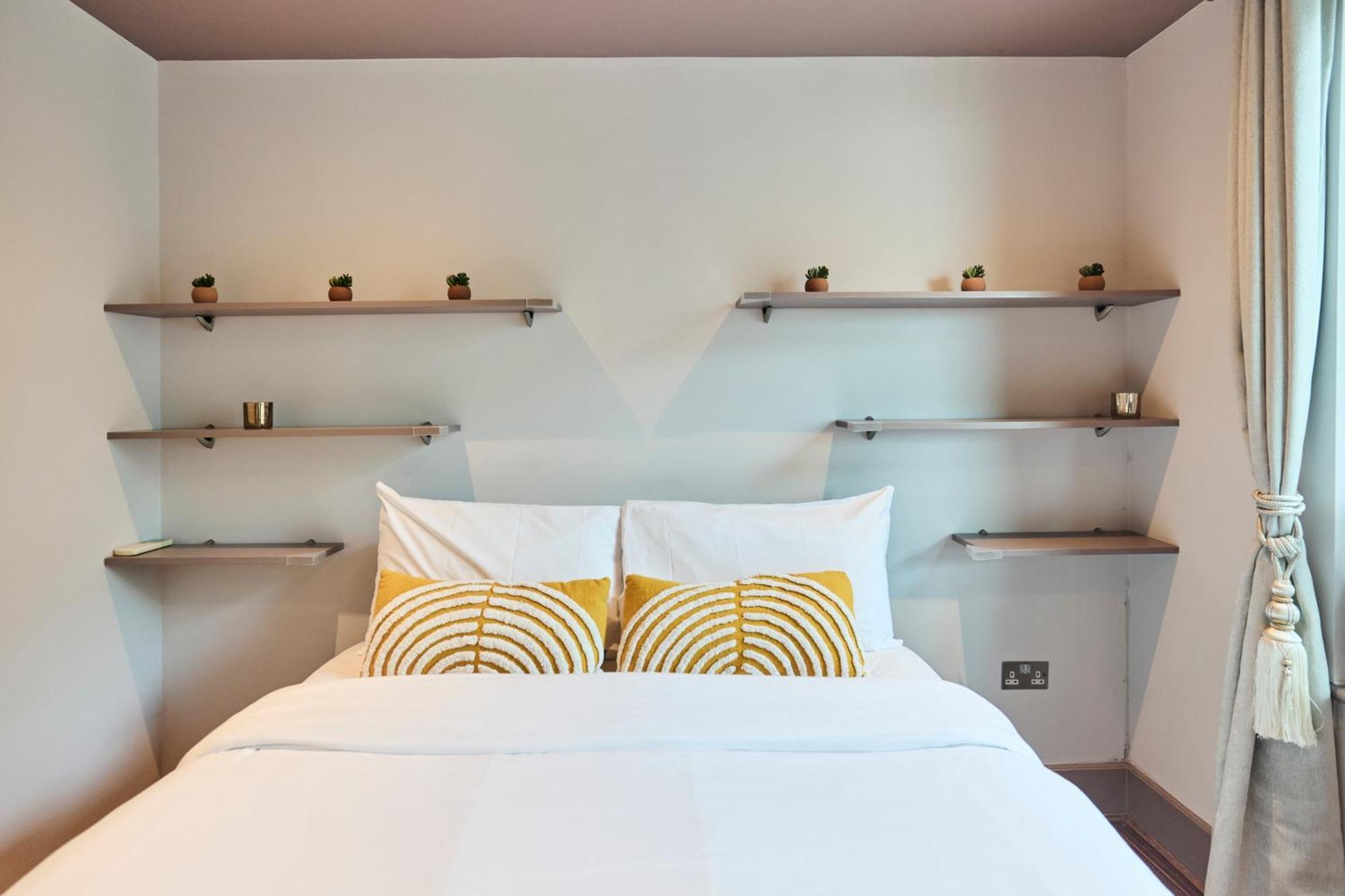 The Vauxhall Hideout - Comfy 2bdr Flat With Balcony Apartment