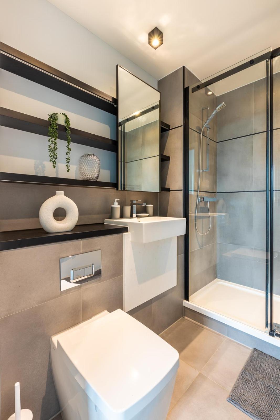 Modern 2bd Flat In Canary Wharf With And River Views Apartment