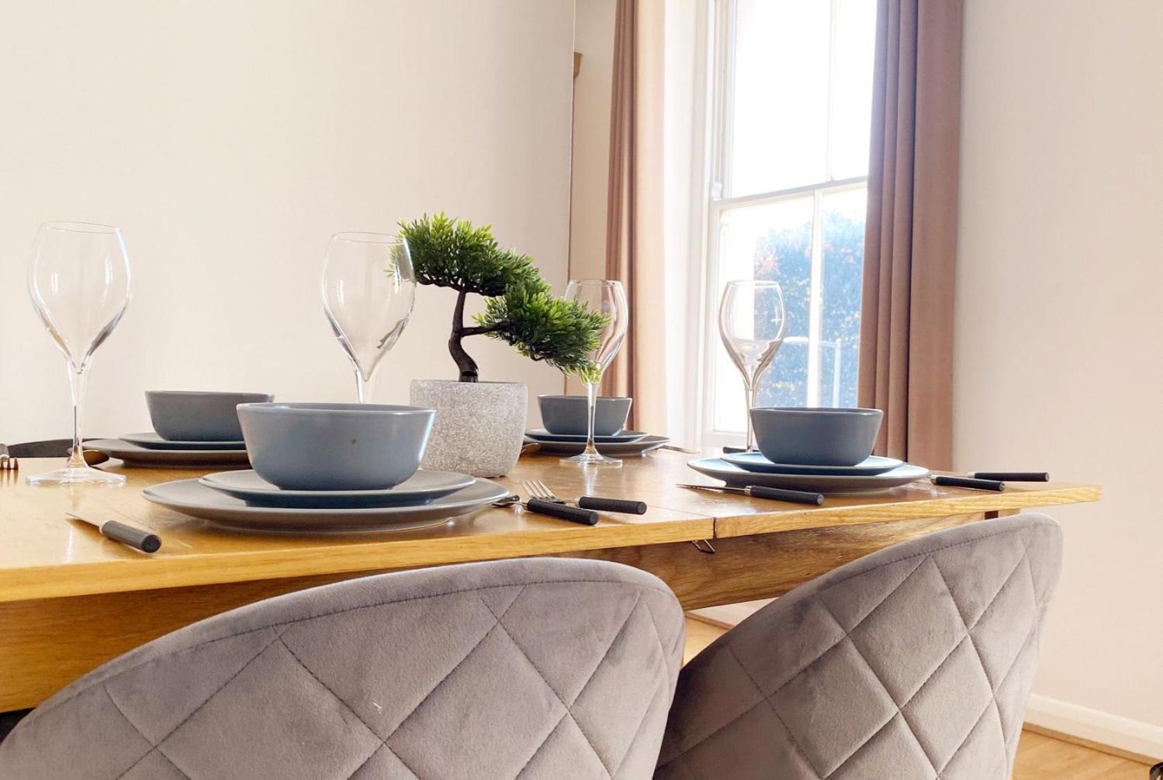 Uk Chaps Retreat: 2 Bedroom - 2bathroom Appartamento Londra