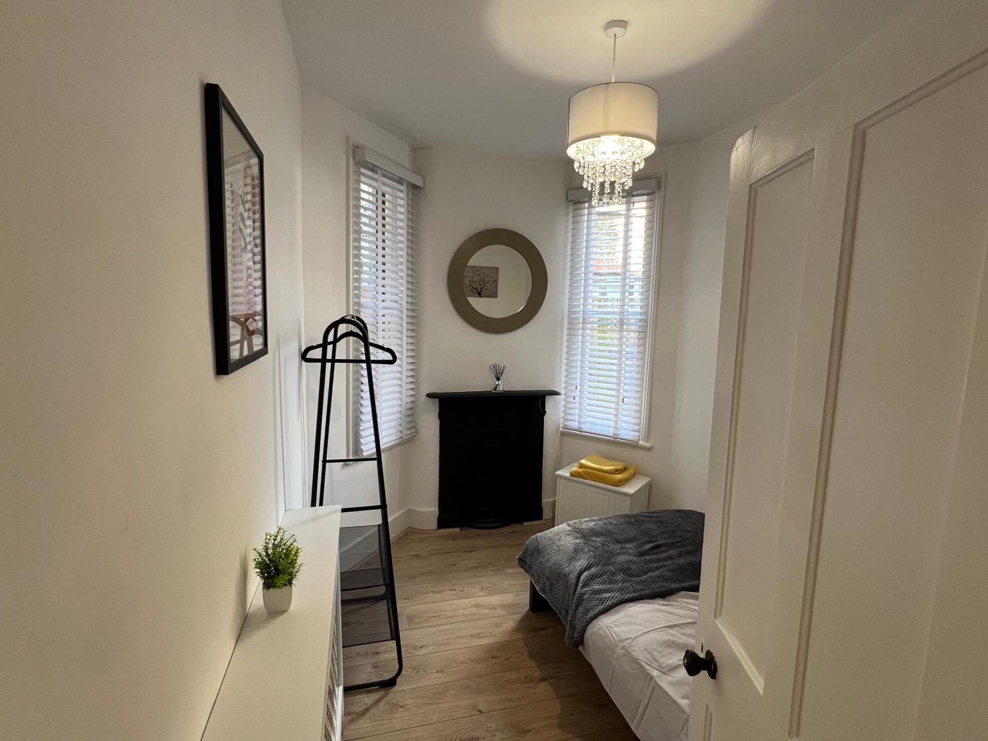 2 Bedroom Flat 10 Min Walk To Tube Appartamento