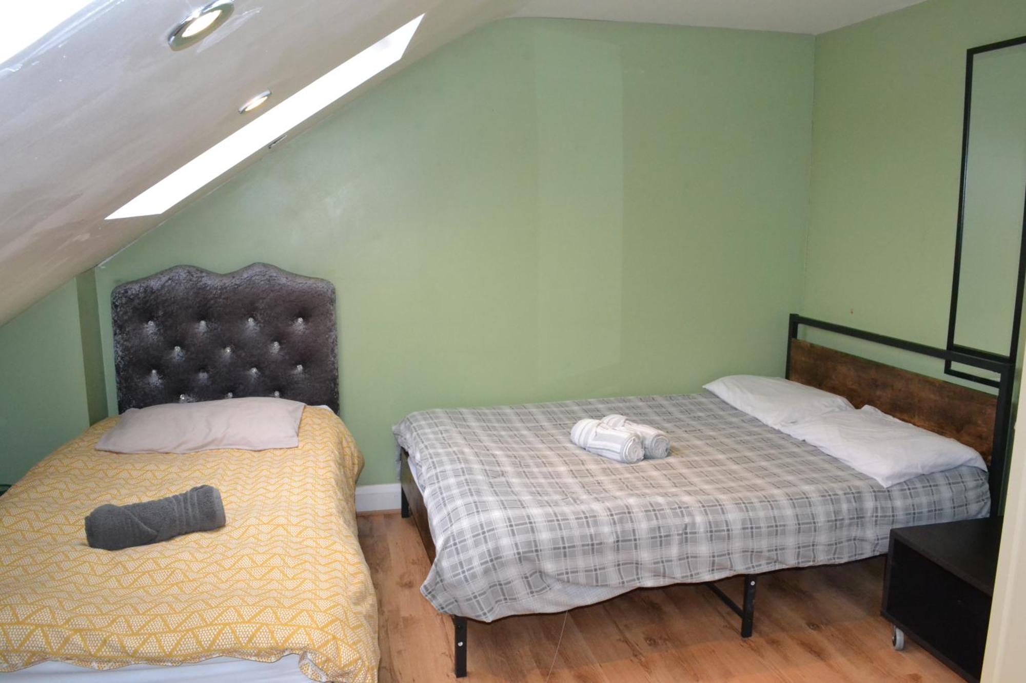 3 Bedroom - Ealing Appartamento *