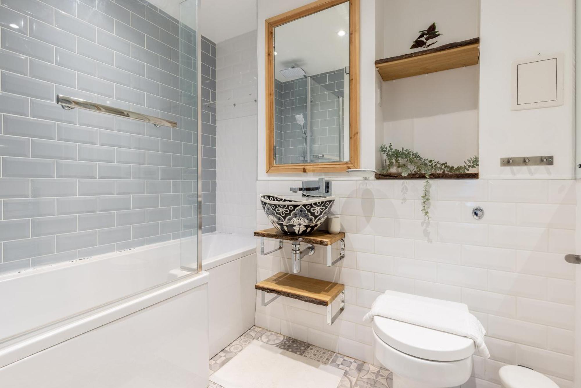 The East Dulwich Collection London