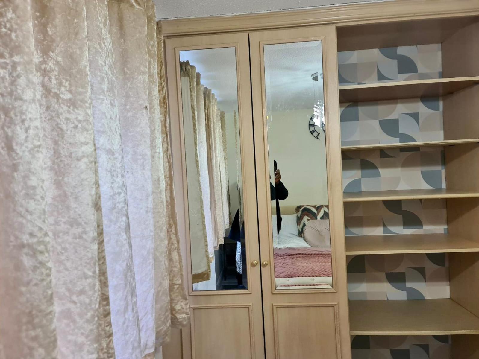 - Sleeps 4 - Parking - Garden - Petfriendly * London
