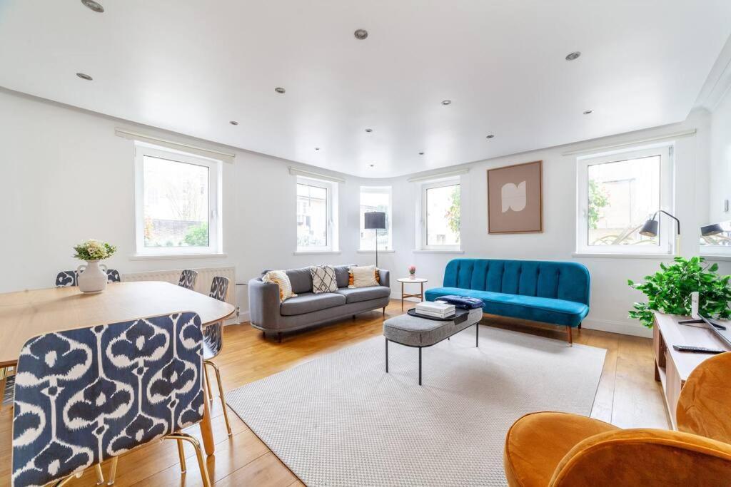 Stylish 3-bed Near Camden Town & King's Cross Leilighet *