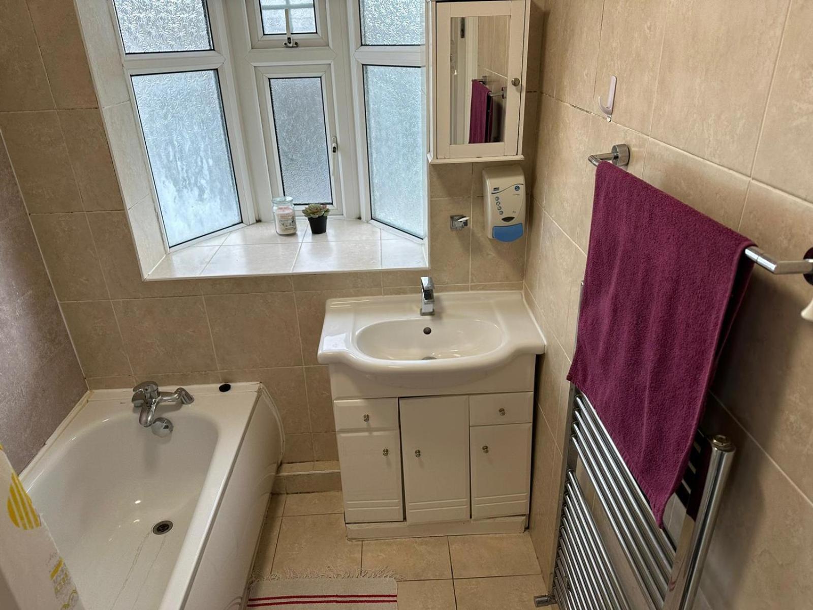 Homestay House Dollis Hill *