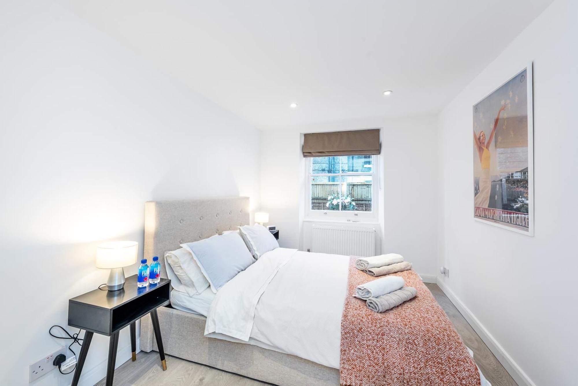 Casa Italia Near Kings Road In Chelsea With Wifi & Washing Machine Appartement Londres