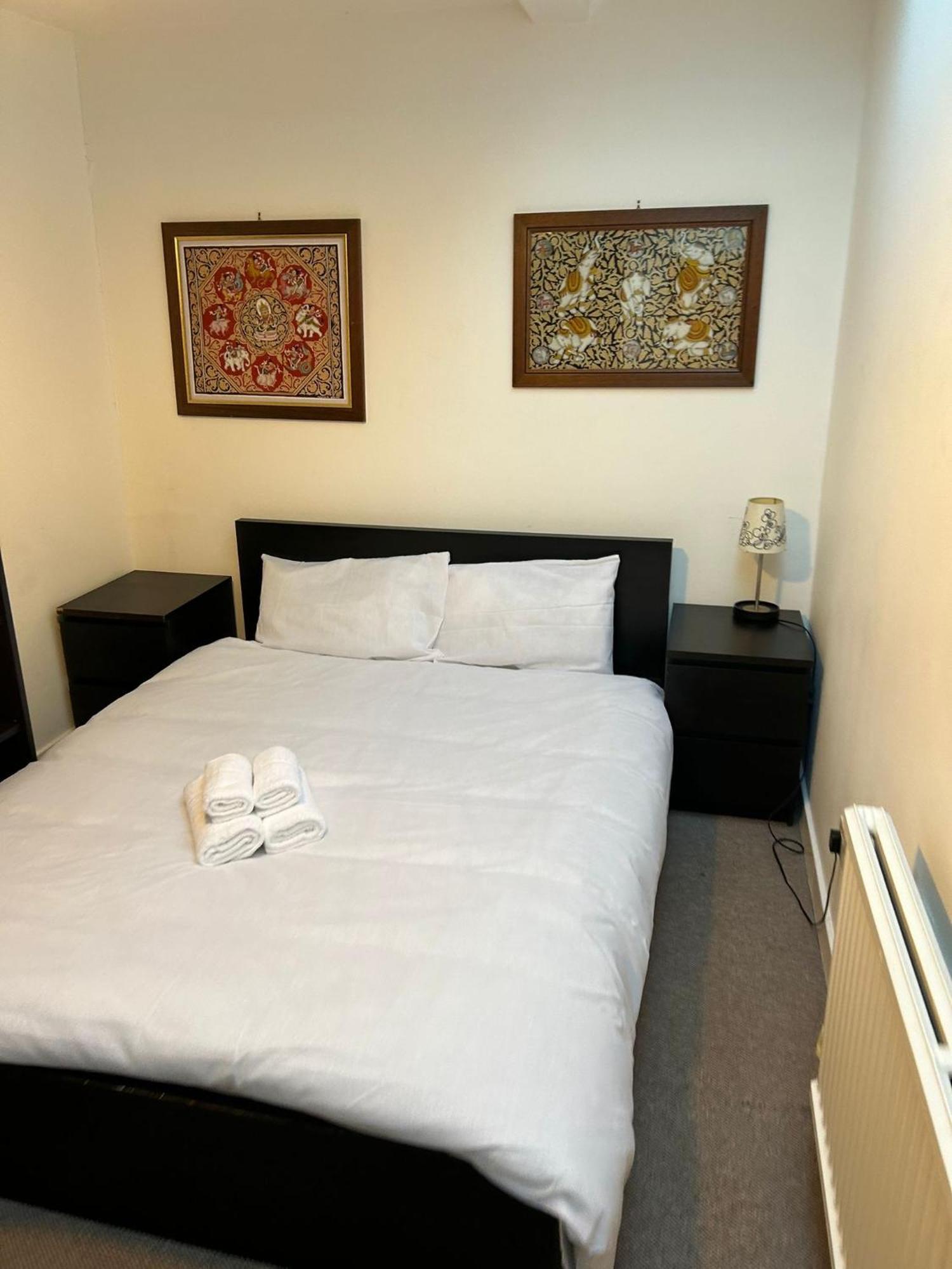 3 Bedroom Top Floor Kensington *