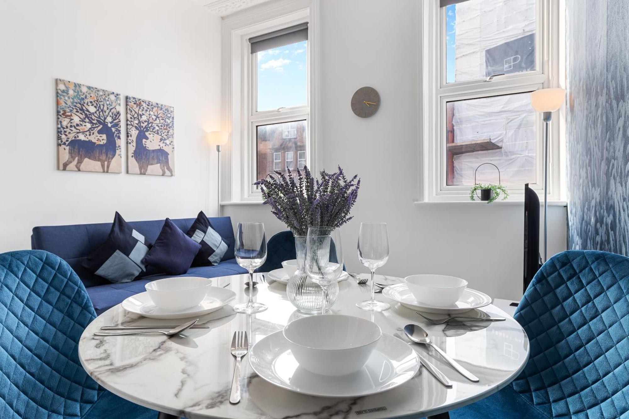 Modern 2 Bedroom Flat - Near Primrose Hill, Camden Market, Regent's Park - Good Links To Kings Cross, Euston, Finchley Road Station - Nw3 Londen