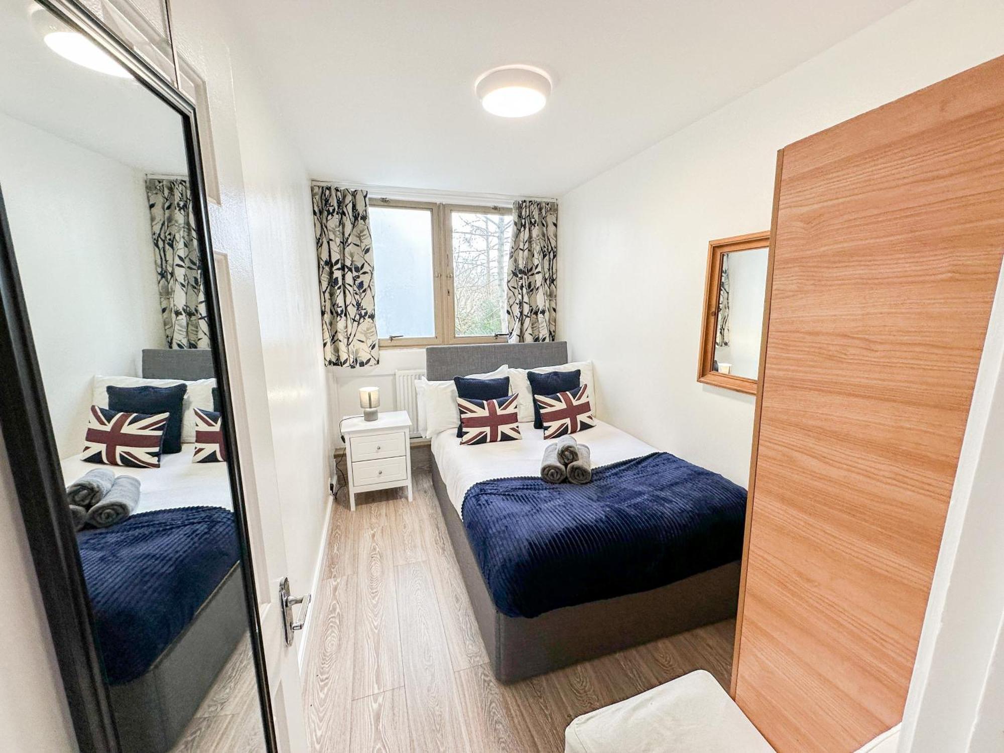 Cosy 3 Bedroom 3 Bathroom Flat With Private Garden- Maida Vale, Near Paddington Lägenhet *