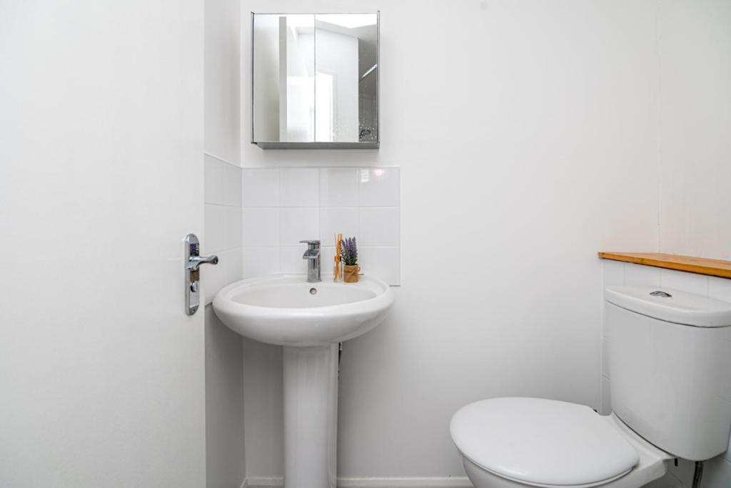 Refurbished Double Bedroom Maison d'hôtes *