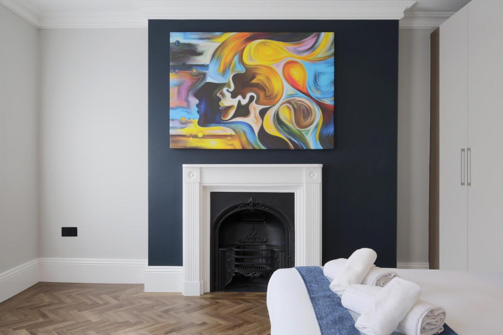 Imperial York Street Apartment