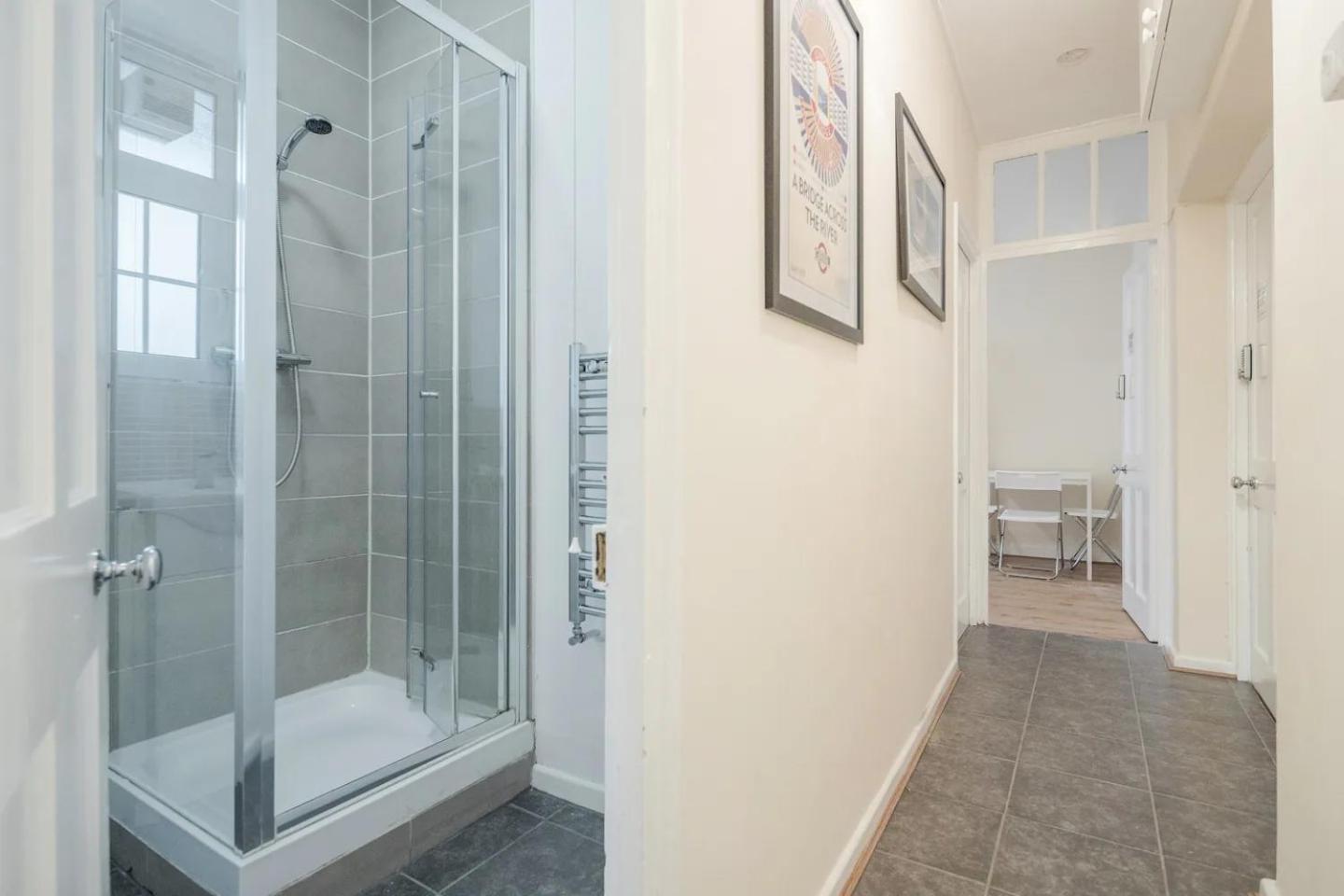 Aplacetostay Apartment, Zone 1 Wate Rum i privatbostad London