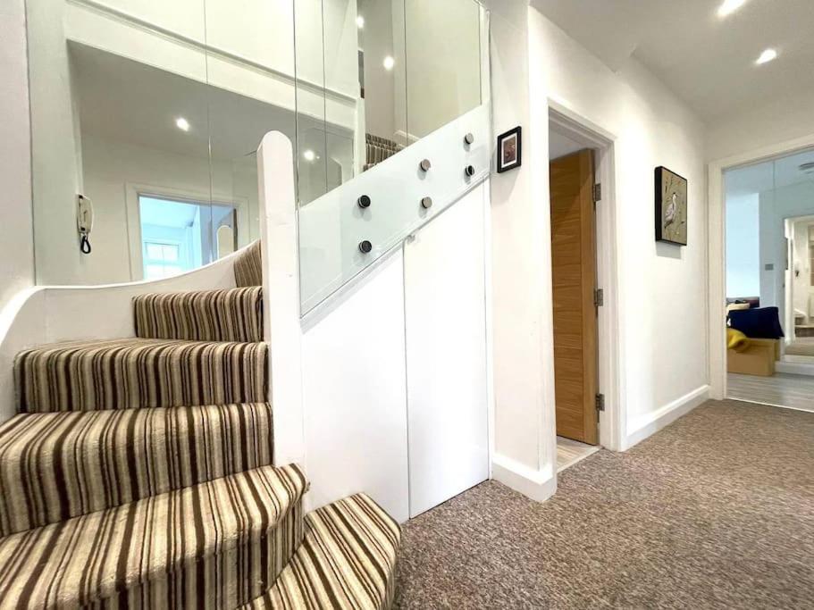 Lägenhet Hampstead 4-bedrooms *