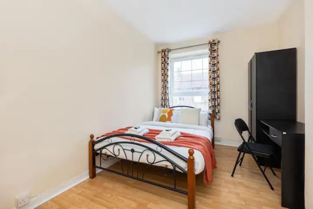 Tranquil 1br In South Bank With Onsite Parking Appartamento