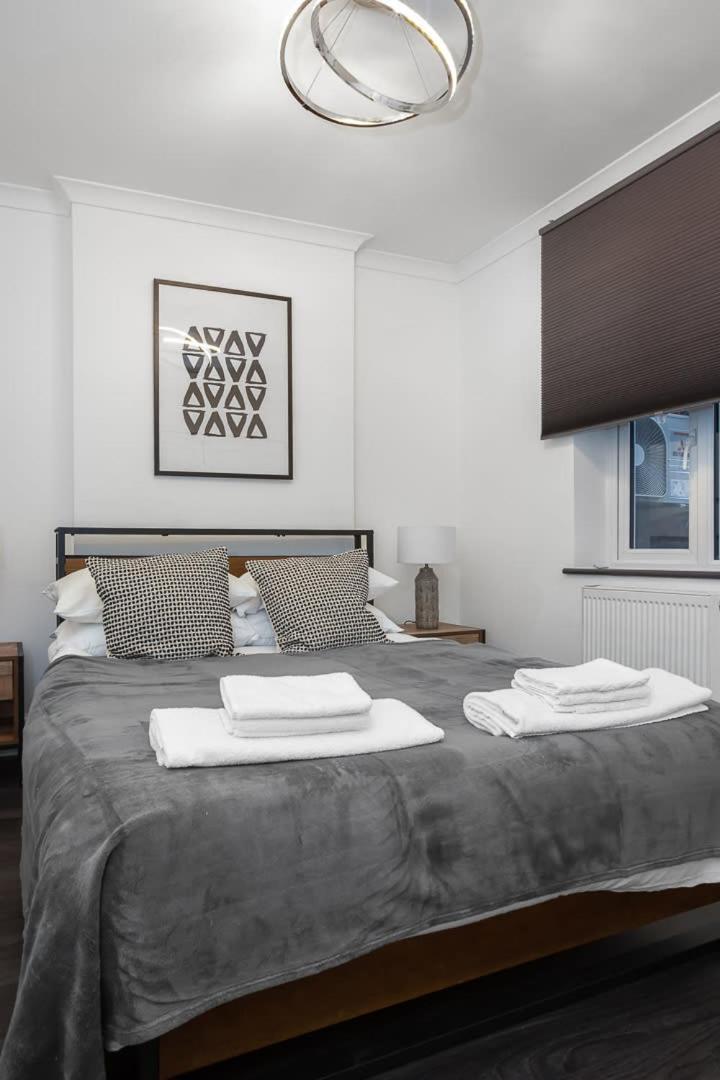 Modern 2 Bed In Prime Camden Sleeps 6 Appartamento *