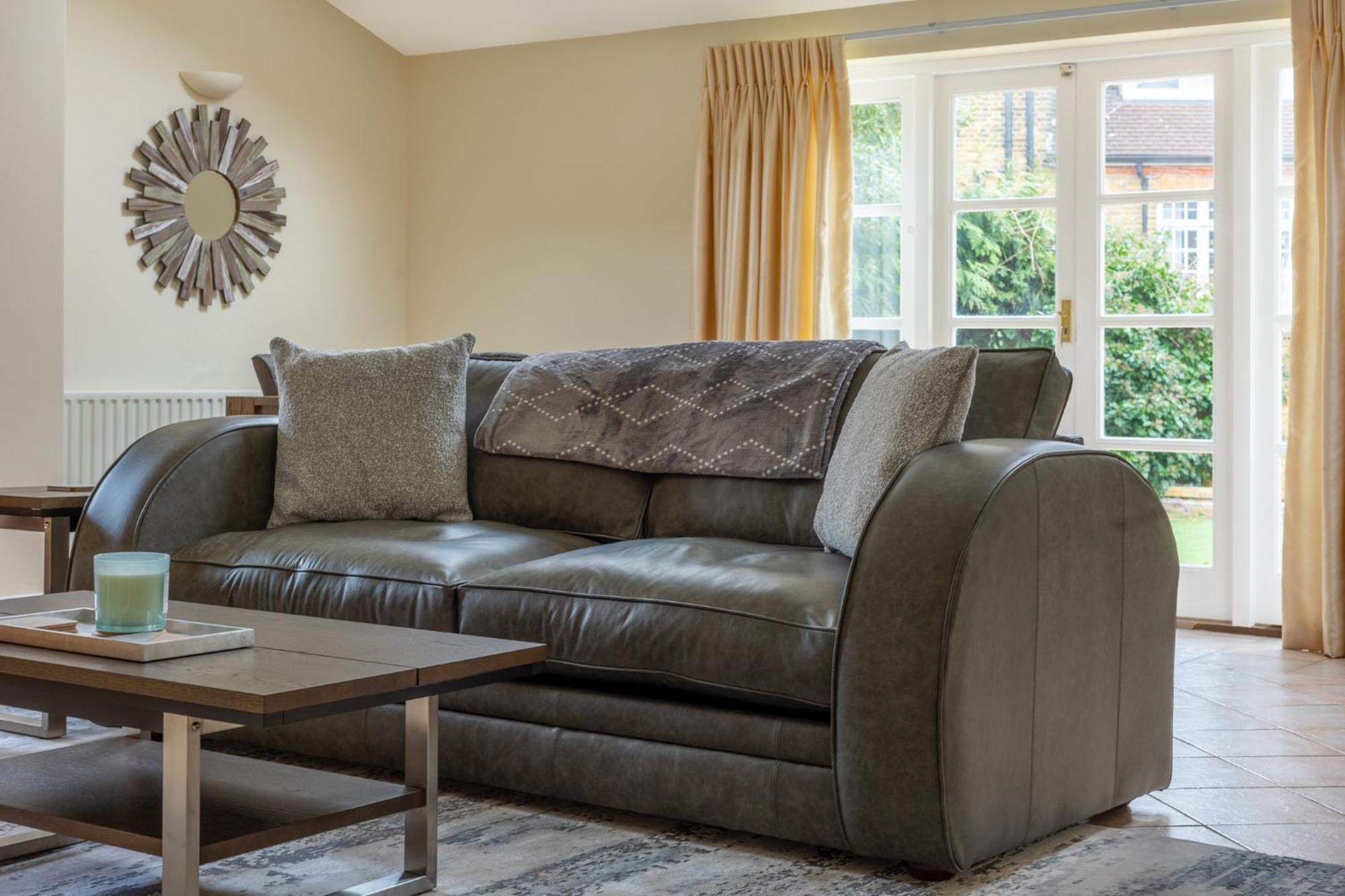 Lovely 2br In Peaceful Hampstead, Nw Londres