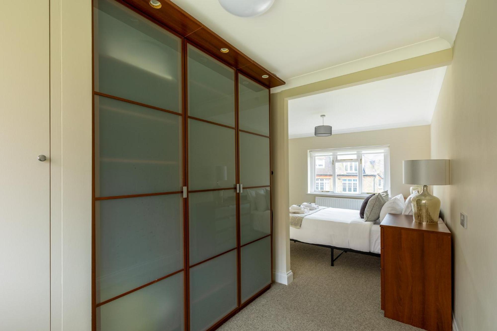 Lovely 2br In Peaceful Hampstead, Nw Londres