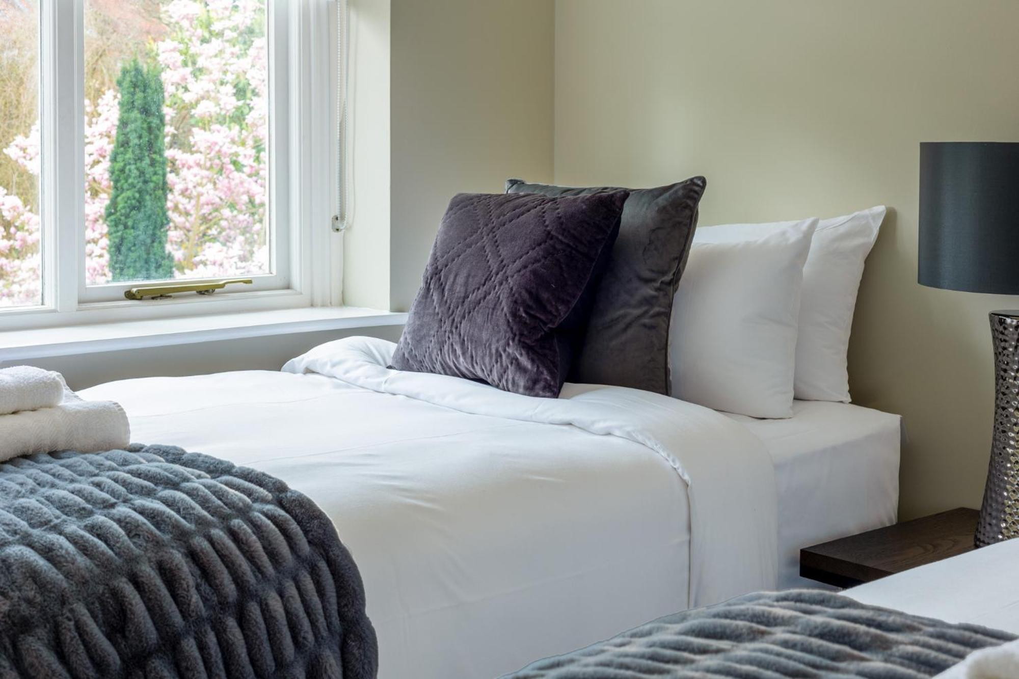 Lovely 2br In Peaceful Hampstead, Nw *