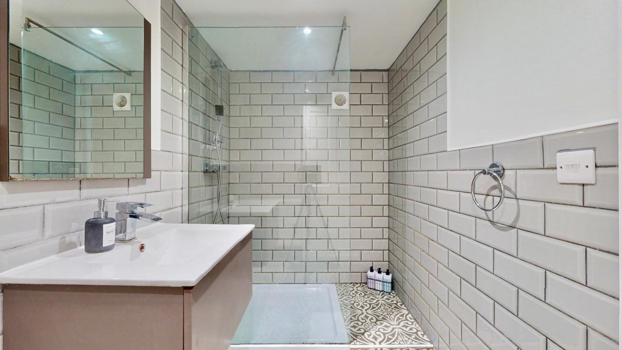 Tube & Notting Hill Nearby - Garden Flat Haven Appartement *