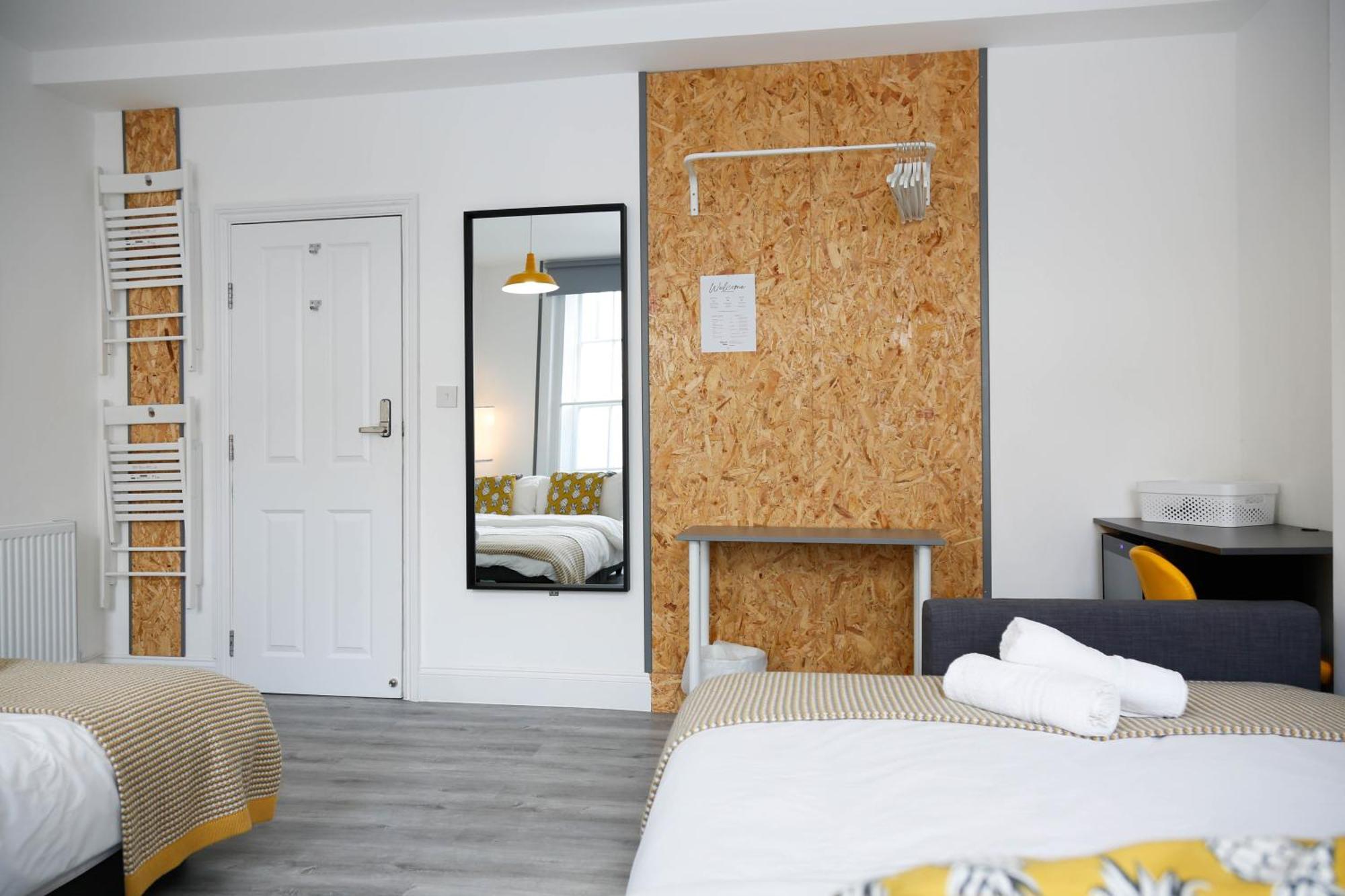 Luxury In Camden Town Near Shops, Cafes, Bars & Metro With Shared Bathrooms Londres