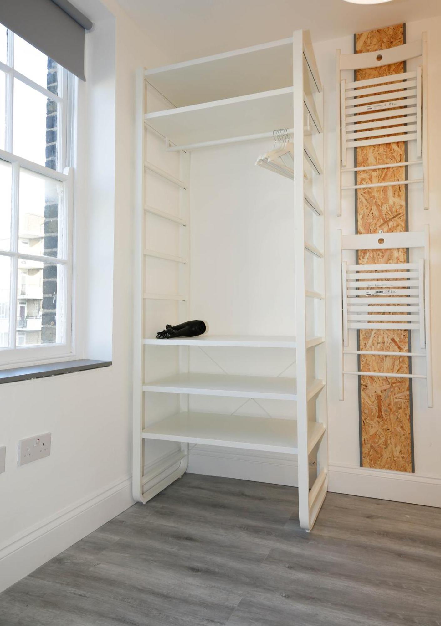 Luxury In Camden Town Near Shops, Cafes, Bars & Metro With Shared Bathrooms Séjour chez l'habitant