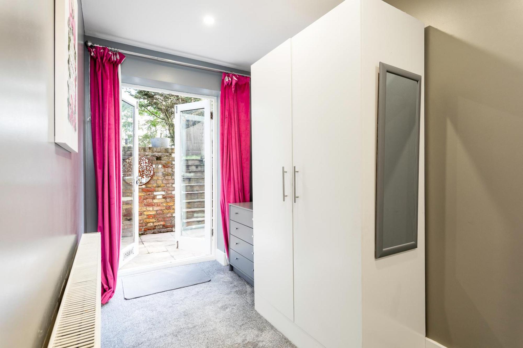 Lägenhet Spacious Clapham Junction London