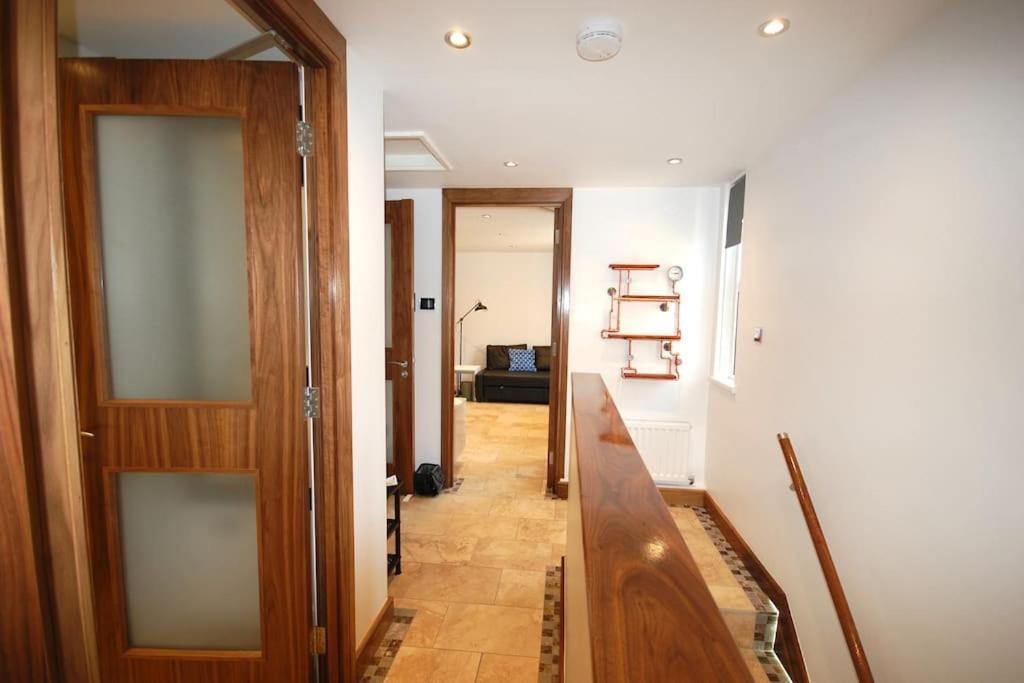 Lägenhet Clifton - Luxury 1 Bed Flat - 1 Min Walk To Tube