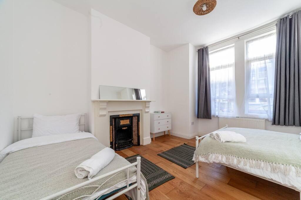 Lejlighed Sleek & Modern 2 Bd In - Sleeps 7 - Parking *