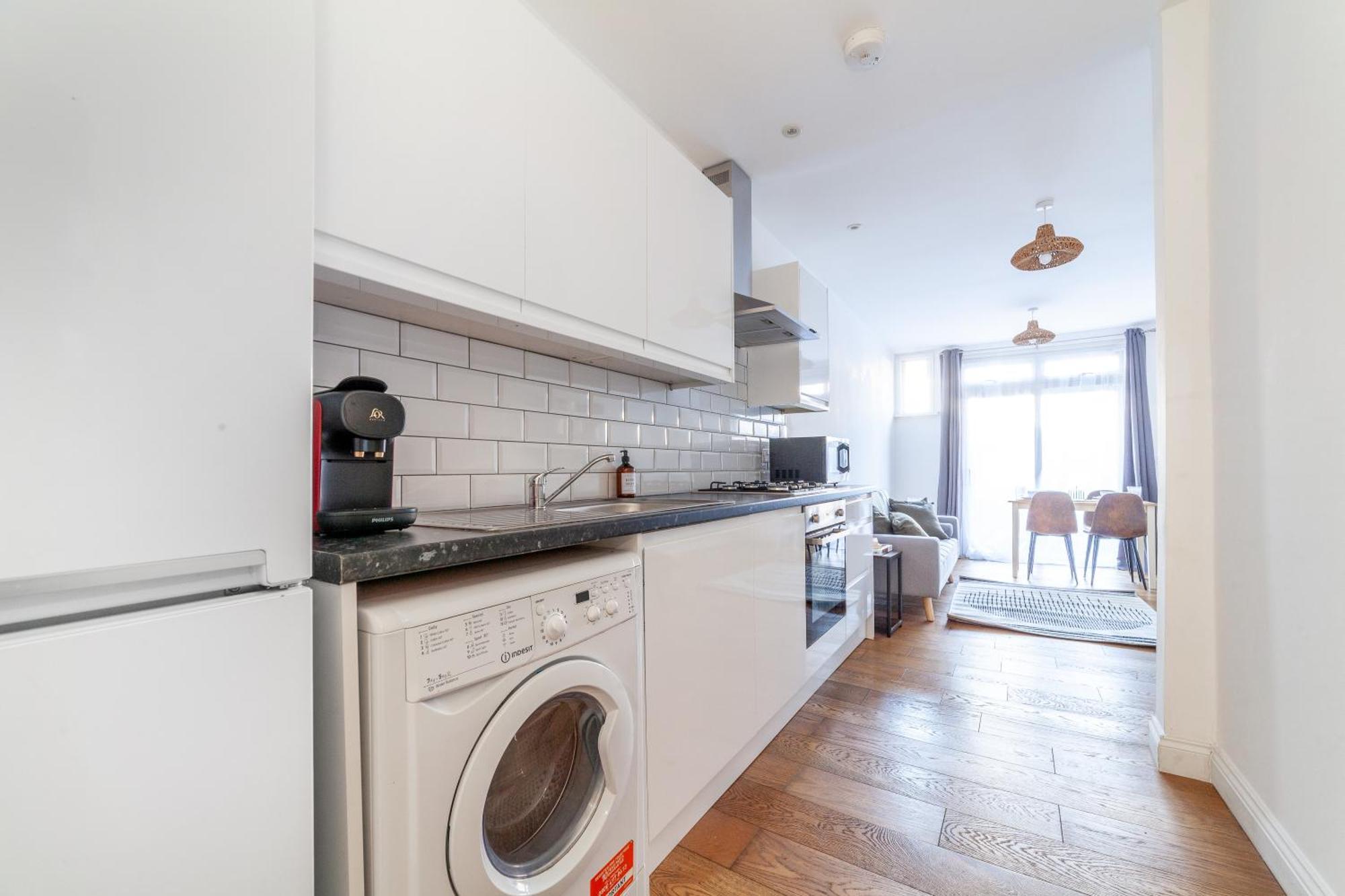 Lejlighed Sleek & Modern 2 Bd In - Sleeps 7 - Parking London