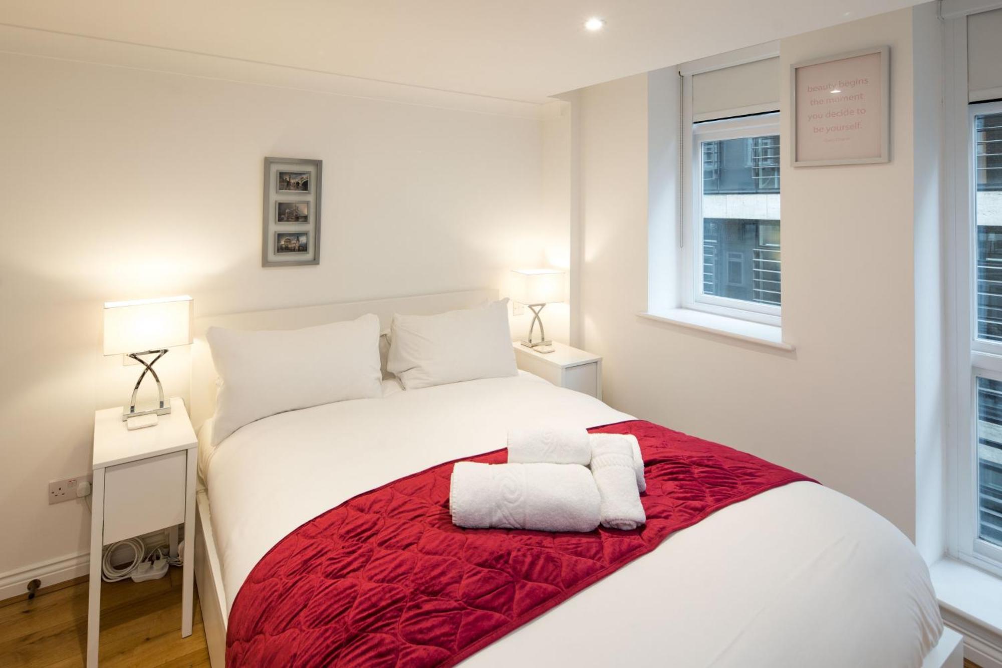 1bd Modern Oasis: Near Attractions Apartment