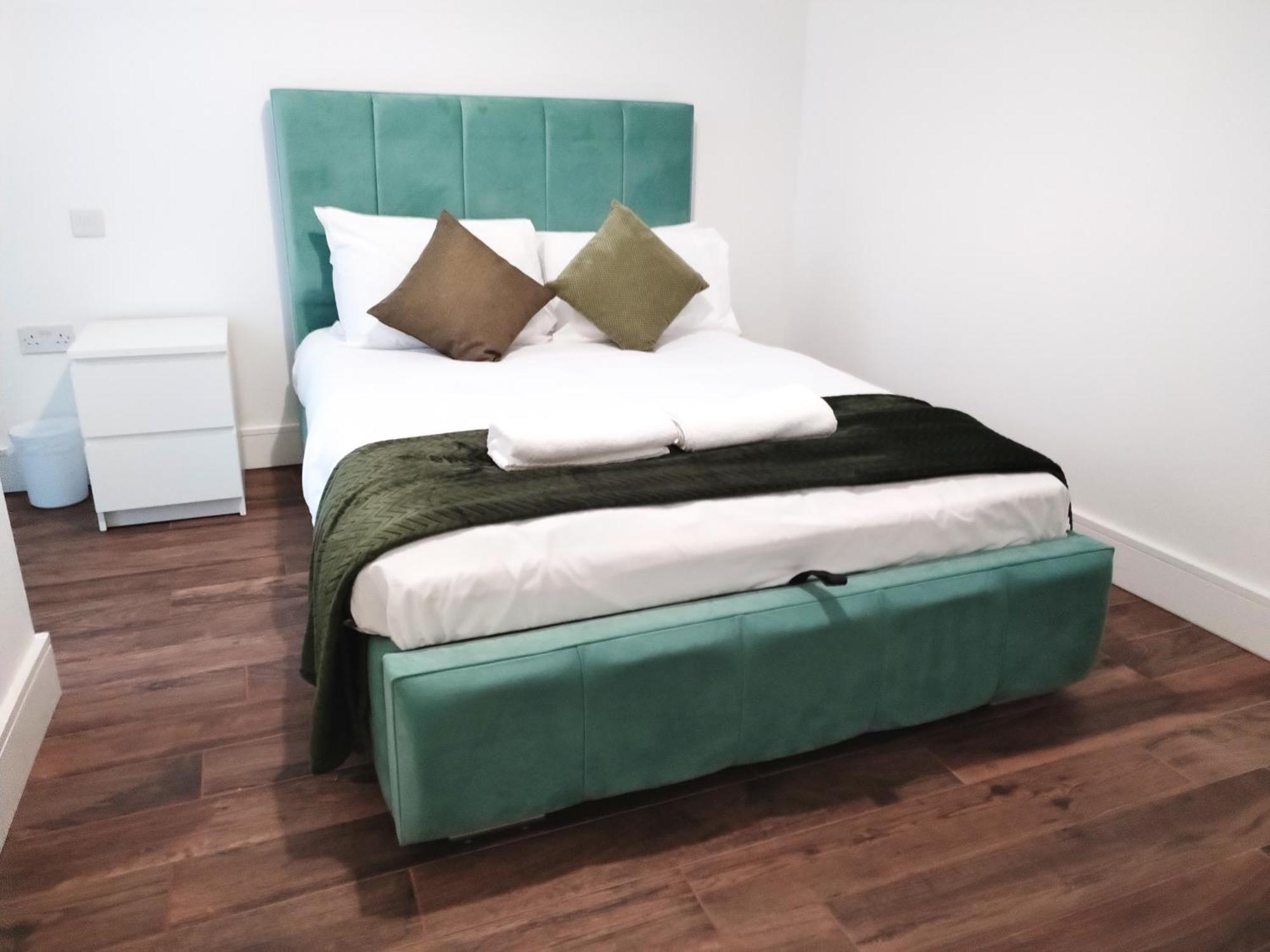 Luxury Near Centre, Near Train Station, E1 Lejlighed
