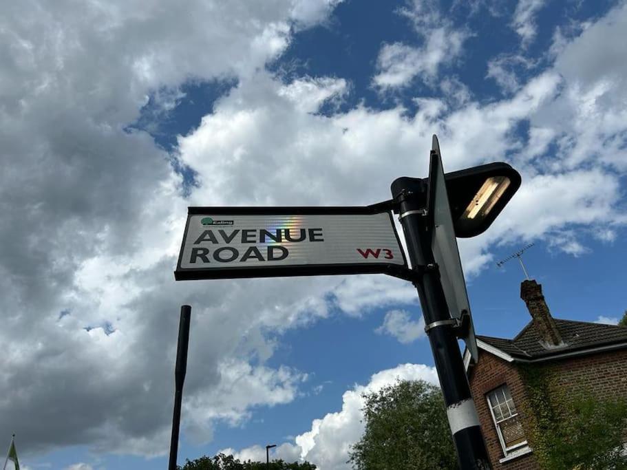 Chiswick Park Acton Town Garden Appartement Londres
