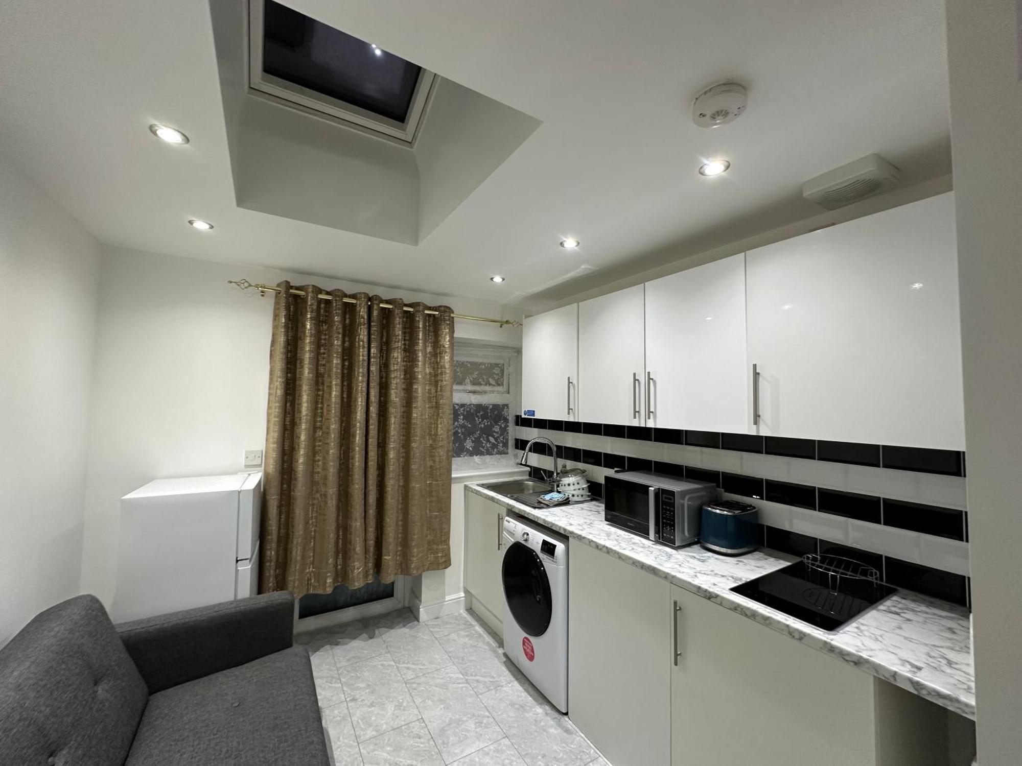 Smart Cosy/small Double In Oakridge Road Bromley Pensionat London
