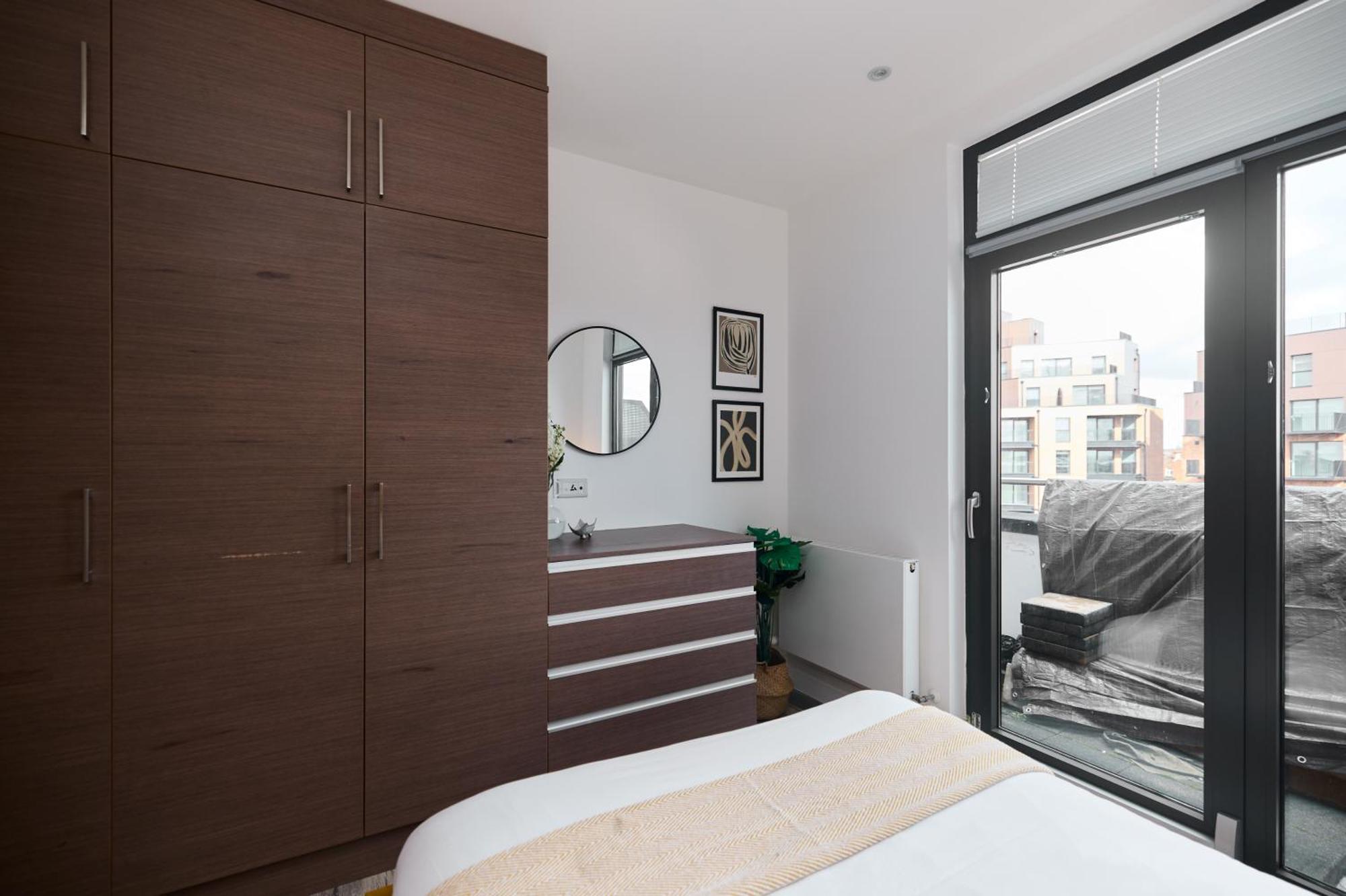 The Harlesden Classic - Lovely 2bdr Flat With Balcony * London